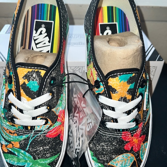 Vans Authentic Crayola (Van Diren Inspiration) Multiple sizes - Picture 2 of 16